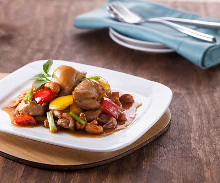 Sovracosce di pollo agli anacardi Sovracosce di pollo agli anacardi