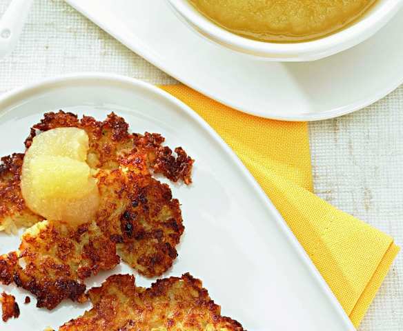 Tortine di patate con salsa di mele