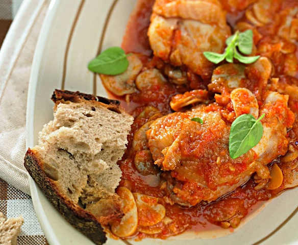 Pollo al chilindrón