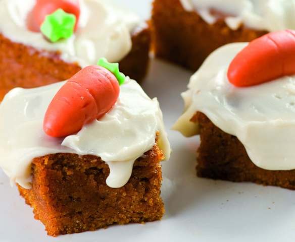 Pastel de Zanahoria con Cobertura de Queso Crema