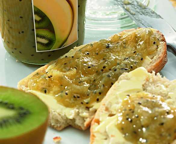 Dżem z kiwi i bananów