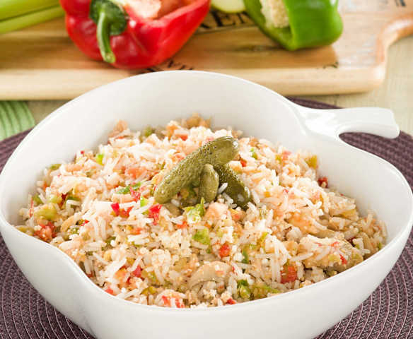 Ensalada de arroz basmati con champiñones y atún