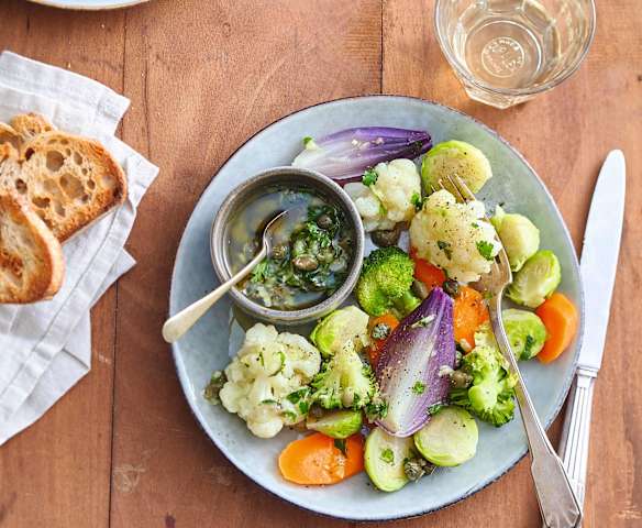 Légumes de saison vapeur, sauge vierge à l’estragon