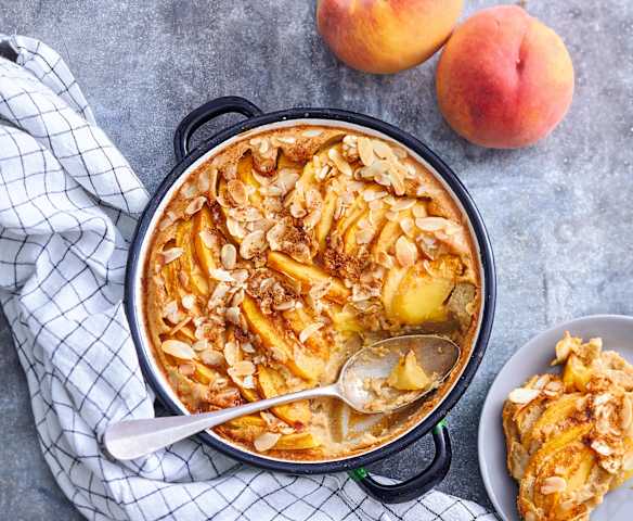 Clafoutis aux pêches et à la fleur d'oranger