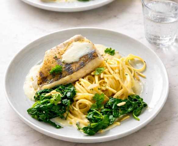 Filet de sandre aux épinards, linguine à la sauce beurre blanc