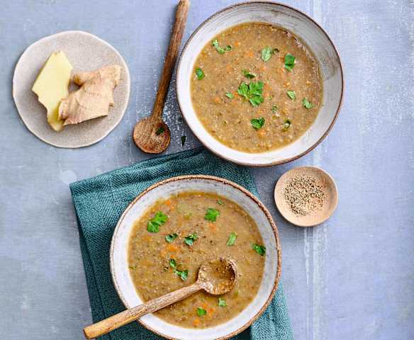 Potage de lentilles aux carottes et au gingembre