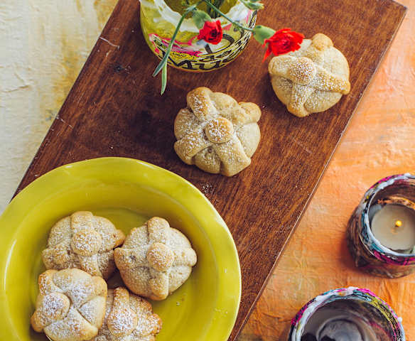 Polvorones de Día de Muertos