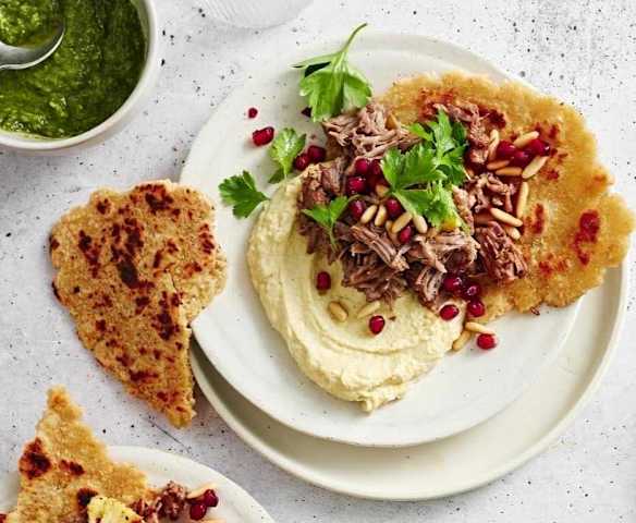 Hummus board with shredded lamb (Diabetes)