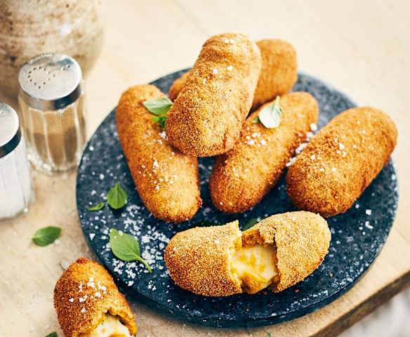Croquettes de patates douces à la mozzarella Croquettes de patates douces à la mozzarella