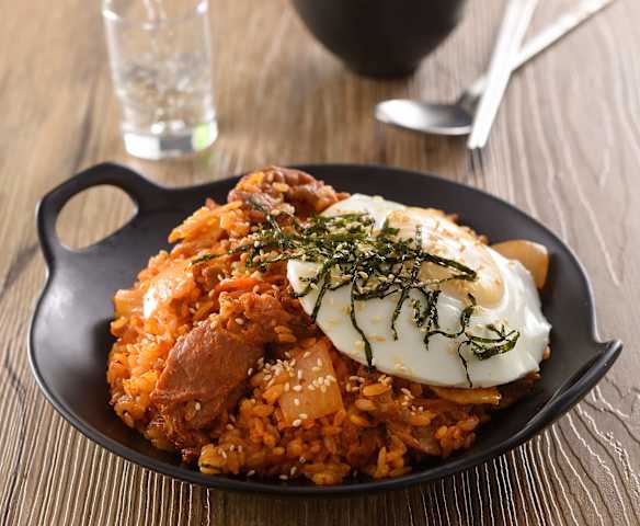 泡菜豬肉拌飯 泡菜豬肉拌飯