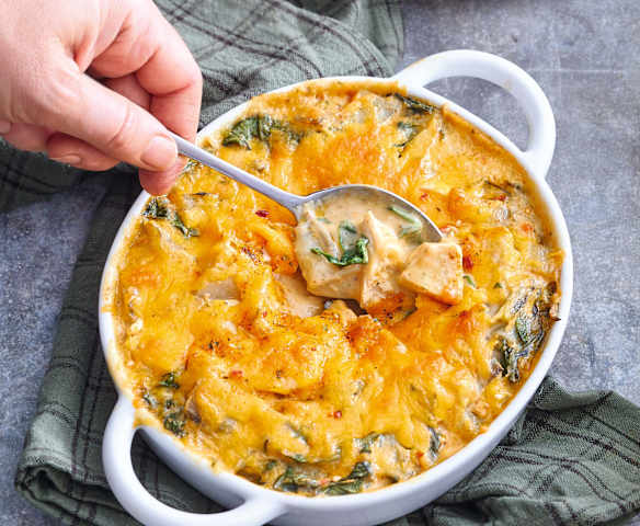 Gratin de blettes au poulet, au cheddar et aux épices mexicaines