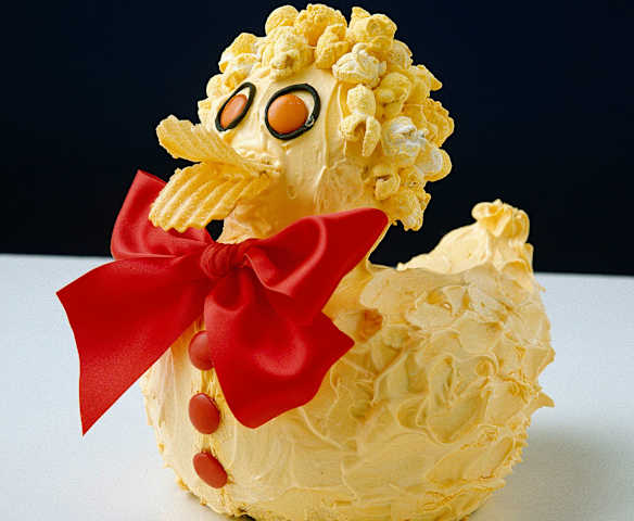 Rubber ducky cake