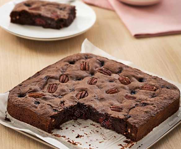 Brownie de cerezas y nueces pacanas