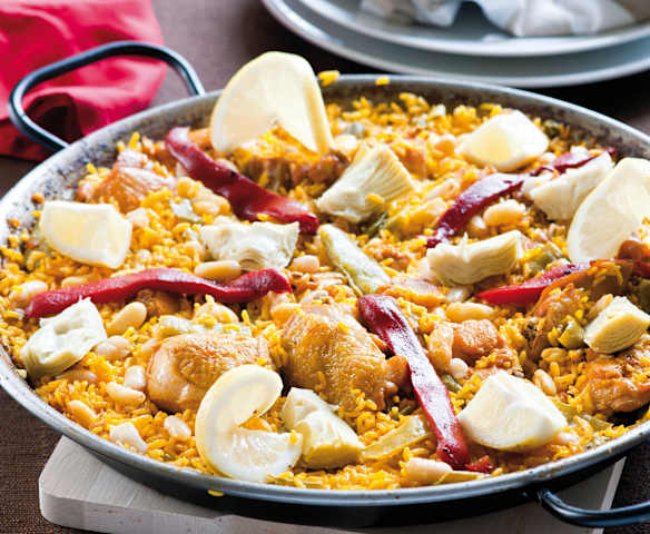 Paella valenciana Paella valenciana