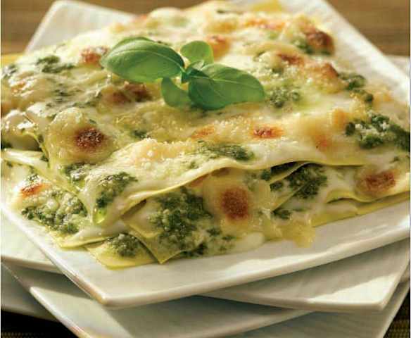 Montaje Lasagna ricotta pesto bechamel Montaje Lasagna ricotta pesto bechamel