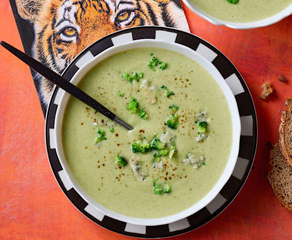 Brokkoli-Gorgonzola-Suppe
