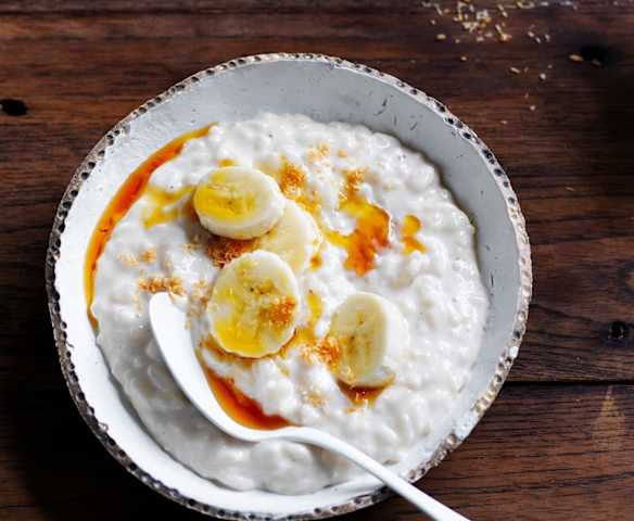 Kokosowy pudding ryżowy z bananem
