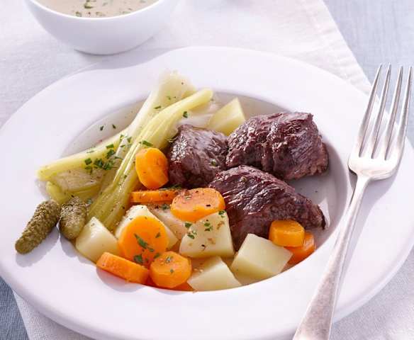 Pot-au-feu mit Huhn