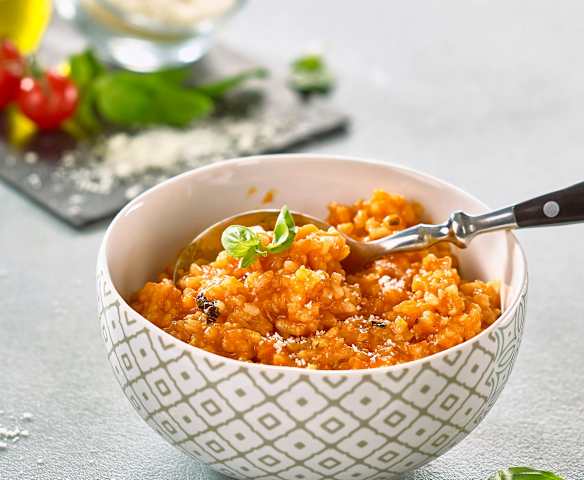 Risotto à la tomate et au parmesan WW (ex- Weight Watchers®) Risotto à la tomate et au parmesan WW (ex- Weight Watchers®)