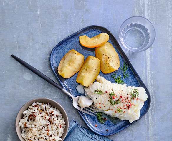 Merlu à la vanille et pommes fondantes