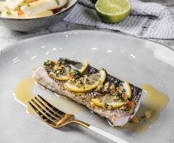 Corvina al ajillo