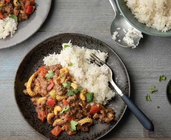 Tamarind Beef with Sticky Rice
