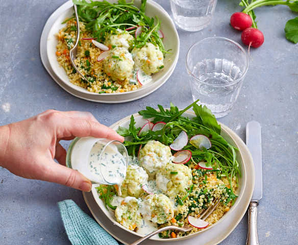 Boulettes de poisson blanc, boulgour à la carotte