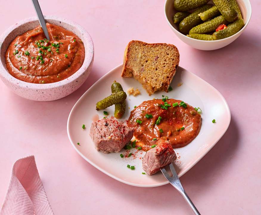 Rote Sauce zu Fondue - Cookidoo® – das offizielle Thermomix®-Rezept-Portal Rote Sauce zu Fondue - Cookidoo® – das offizielle Thermomix®-Rezept-Portal