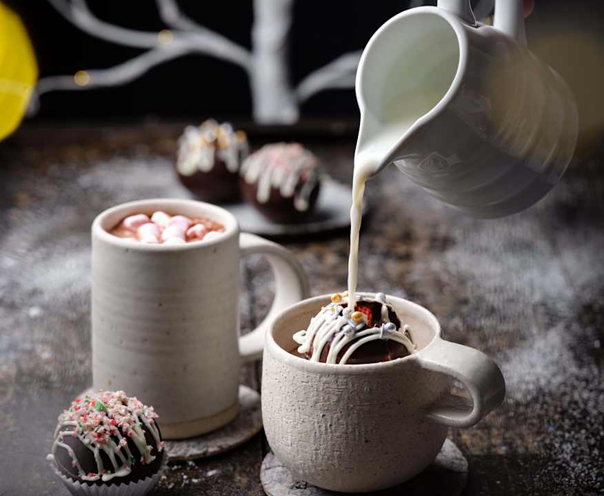 Hot Chocolate Bombs - Cookidoo® – resmi Thermomix® tarif platformu