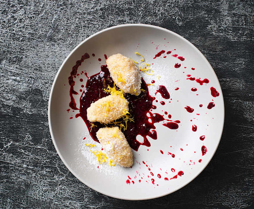 Quark-Griess-Gnocchi mit frischer Fruchtsauce - Cookidoo® – the ...