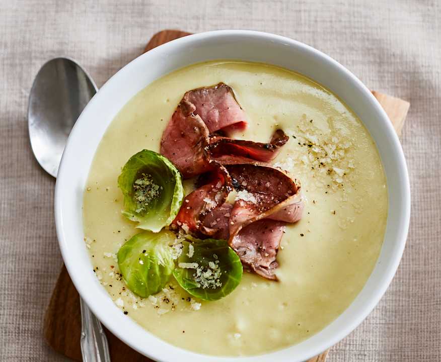 Rosenkohl-Parmesan-Cremesuppe mit mariniertem Roastbeef - Cookidoo ... Rosenkohl-Parmesan-Cremesuppe mit mariniertem Roastbeef - Cookidoo ...
