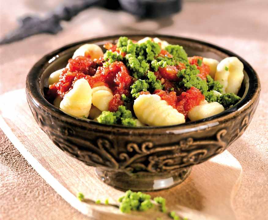 gnocchi-s-raj-atovou-om-kou-bazalkou-a-parmaz-nem-cookidoo-la