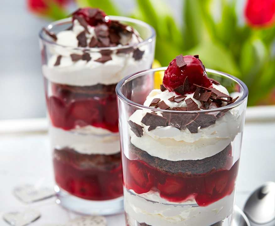 Schwarzwälder-Dessert im Glas