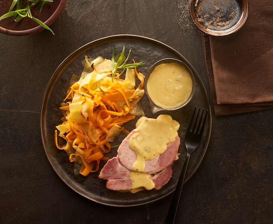 Kasseler mit Möhren-Spitzkohl-Gemüse und Senf-Hollandaise - Cookidoo ...