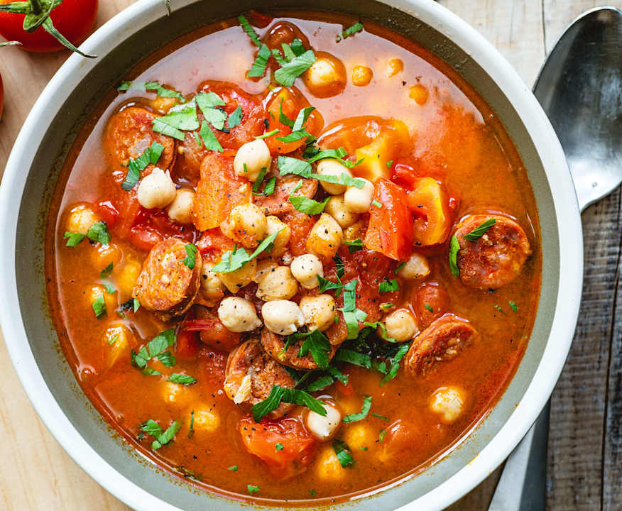 Soupe espagnole chorizo, pois chiches et tomates - Cookidoo® – la ...