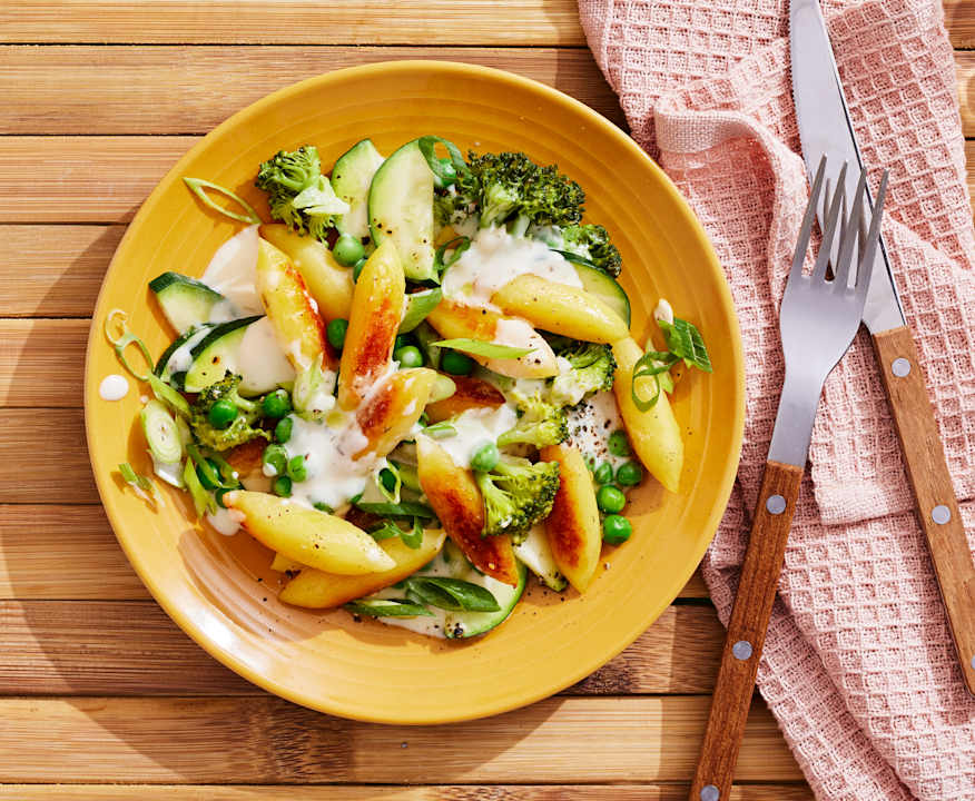 Schupfnudeln mit grünem Gemüse in Frischkäse-Sauce - Cookidoo® – das ...