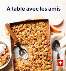 À table avec les amis