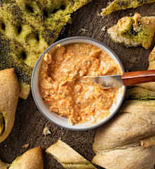Tomaten-Feta-Dip