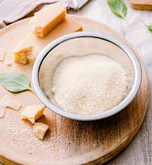 Parmesan, zerkleinert