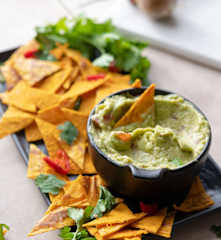 Soft Carrot Tortilla Chips with Guacamole (TM5)