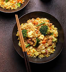 Asian-style rice with eggs and vegetables