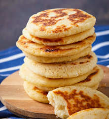 Arepa dominó
