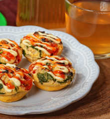 Fenugreek Tea with Frittata
