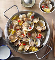 蒜香蛤蜊卜卜鍋 蒜香蛤蜊卜卜鍋