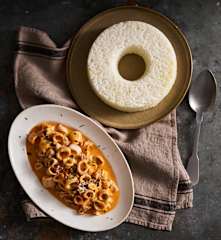 Lulas com molho mostarda e arroz