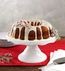 Orange, Ginger, Walnut and Cranberries Bundt Cake