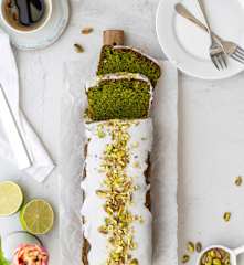 Ciasto ze szpinakiem i pistacjami