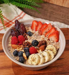 Warm Oat Porridge with Dates