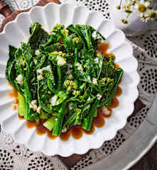 Stir-fry Kailan with Oyster Sauce