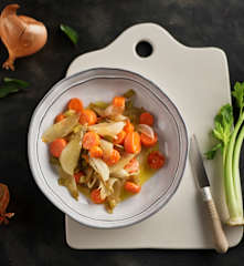 Verduras pochadas para guisos o sopas